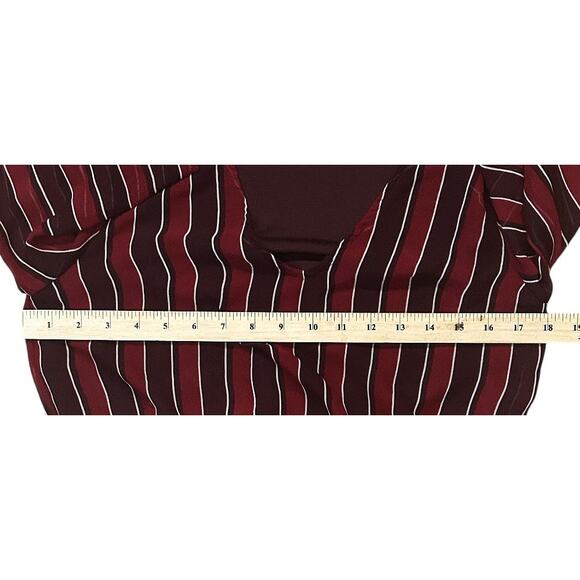 Dee Elly V-Neck Smocked Cuff Tapered Long Sheer Sleeve Red & Black Top Medium - Picture 3 of 6